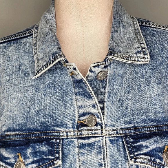 Gap Nwt New Womens Acid Wash Denim Jean Jacket Size XL Tall - Picture 3 of 12